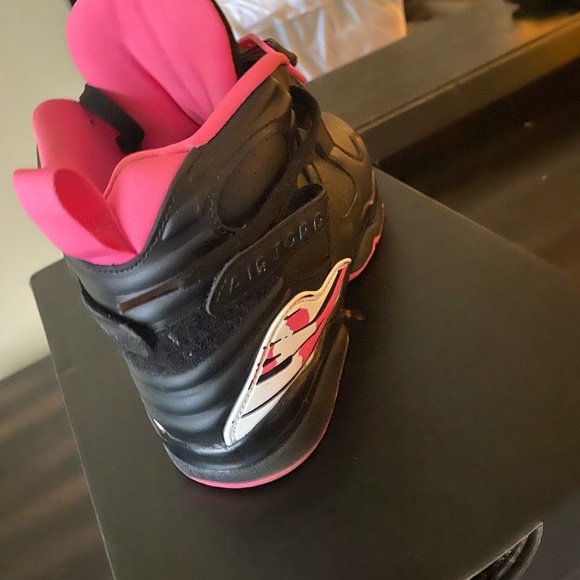 Air Jordan Retro 8 - Picture 3 of 4